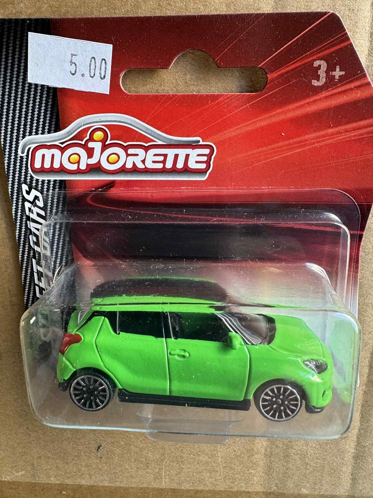 Street Cars Hangsell - Green Sedan With Black Roof