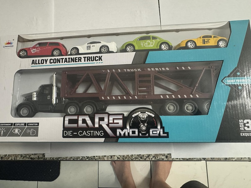 Seiko Products Car Carrier With 4 Diecast Cars Pack 3
