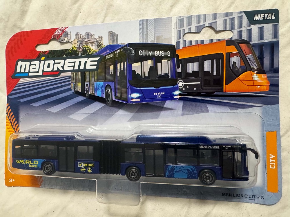 City Man Lions S Bus World Travel