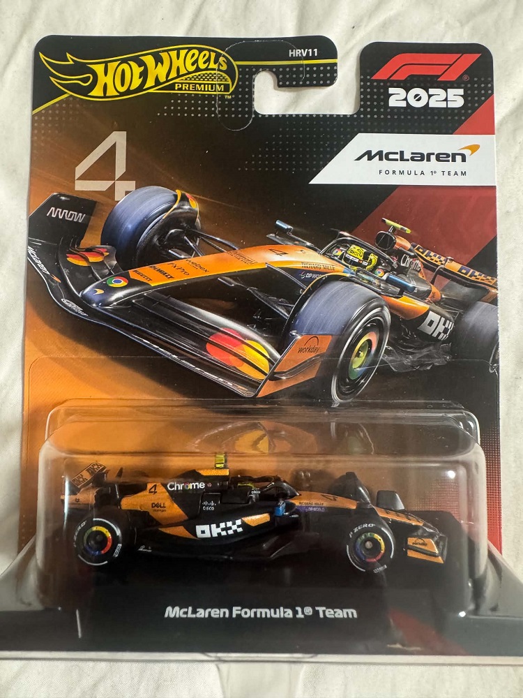 Premium Formula 1 - McLaren Formula 1 Team No.4
