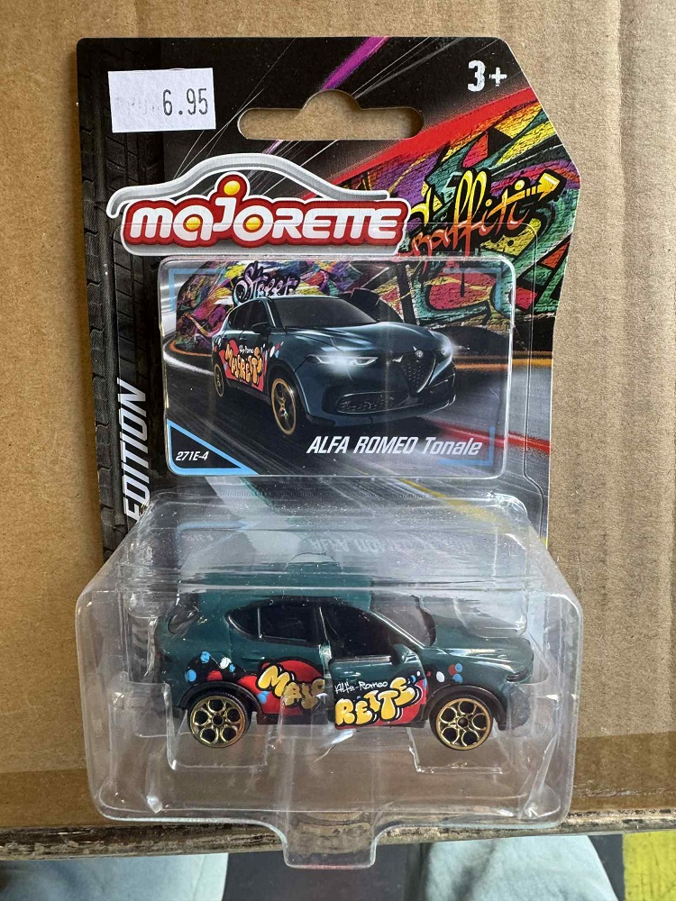 Limited Edition - Alfa Romeo Tonale Dark Grey