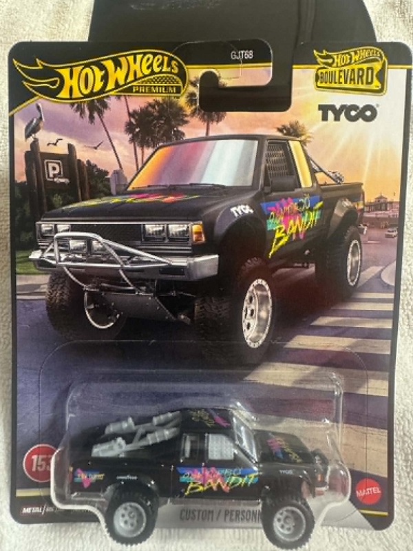 Premium Boulevard Custom Datsun King Cab Baja