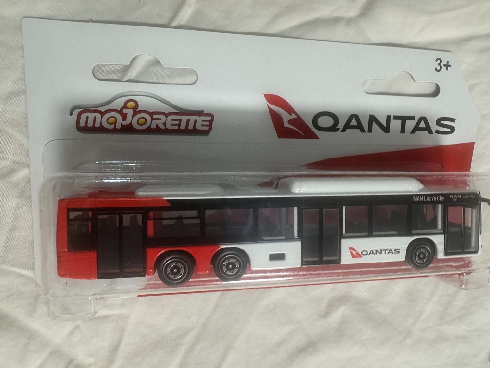 Qantas Bus