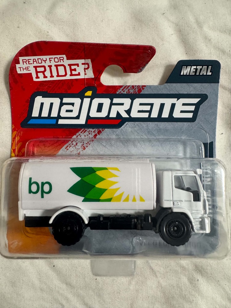Ride Now - Iveco Eurocargo BP Petrol Truck