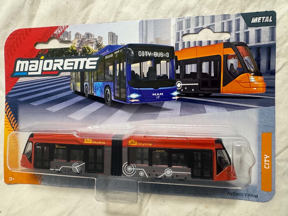 City Avenio Tram Orange
