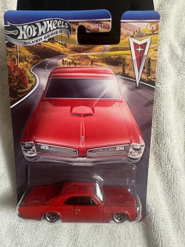 Silver Series '66 Pontiac GTO