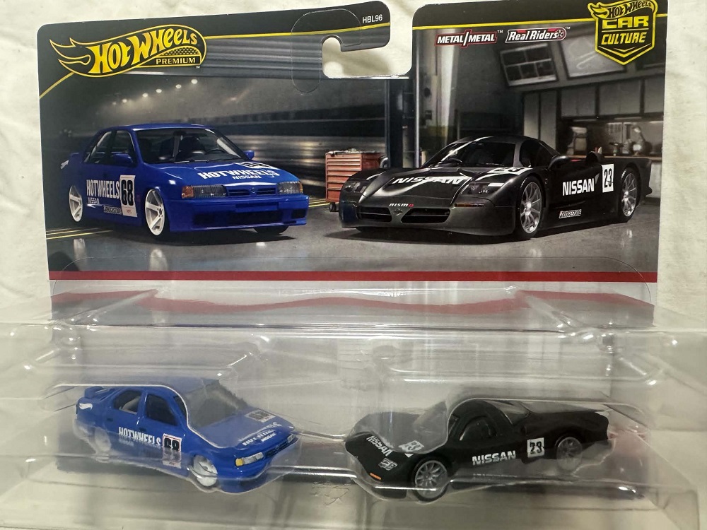 Car Culture Twin Pack - '94 Nissan Primera & Nissan R390 GT1