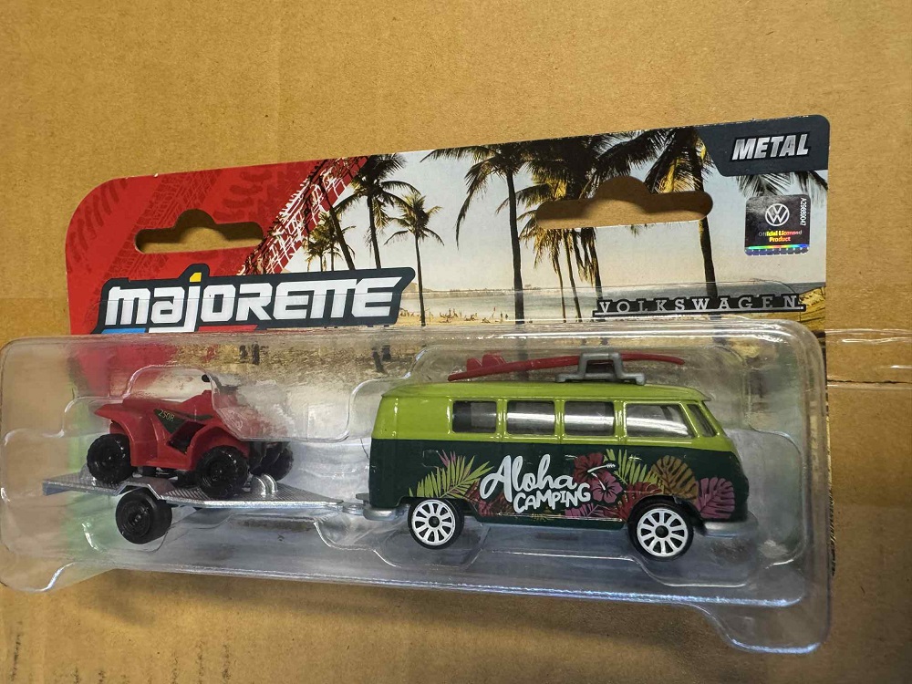 Volkswagon Kombi Green With Red Quad Bike