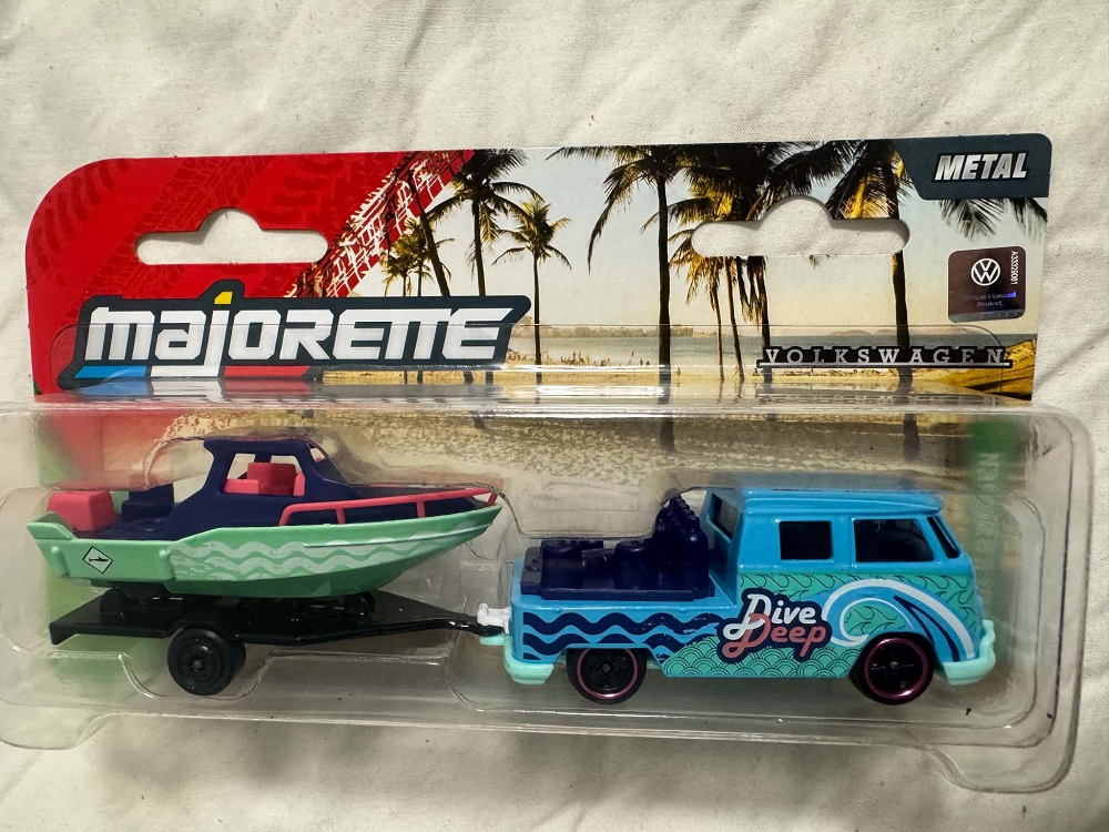 Volkswagen Kombi Pickup With Boat